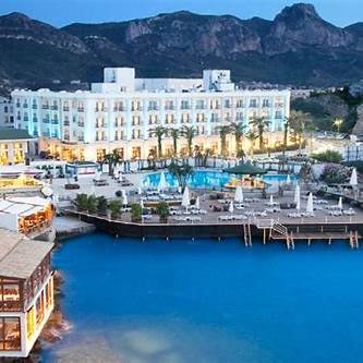 Rocks Hotel & Casino